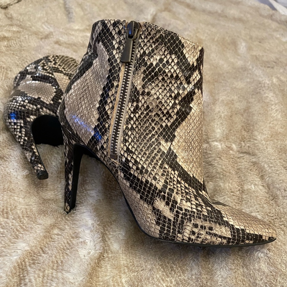 Women’s boots